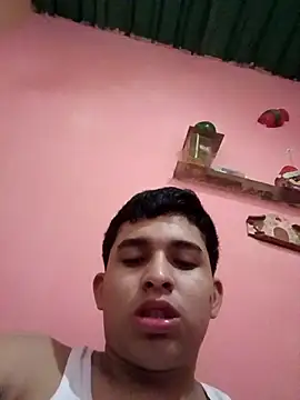 Snapshot of alee28728 chatting on April 2026 07:20:01 AM alee28728 online show from April 2026 07:20:01 AM