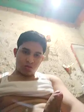 Snapshot of alee28728 chatting on April 2026 07:03:02 AM alee28728 online show from April 2026 07:03:02 AM