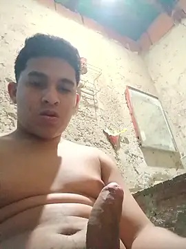 Snapshot of alee28728 chatting on April 2026 09:03:02 AM alee28728 online show from April 2026 09:03:02 AM