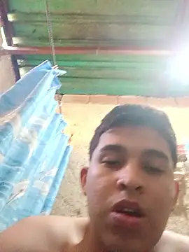 Snapshot of alee28728 chatting on April 2026 09:15:02 PM alee28728 online show from April 2026 09:15:02 PM