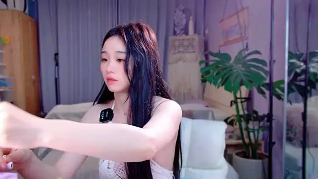 Snapshot of JaeHartMorn chatting on April 2026 05:28:01 PM JaeHartMorn online show from April 2026 05:28:01 PM