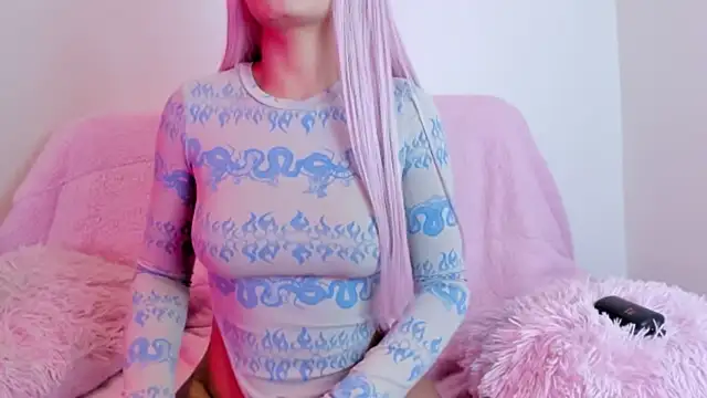 Snapshot of estrellaO_O chatting on April 2026 12:05:02 AM estrellaO O online show from April 2026 12:05:02 AM