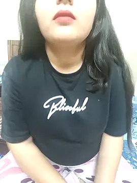 Snapshot of neelam_rawat chatting on April 2026 06:53:01 PM neelam rawat online show from April 2026 06:53:01 PM