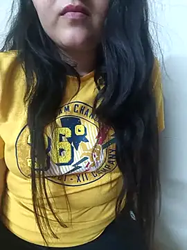 Snapshot of neelam_rawat chatting on April 2026 09:43:01 PM neelam rawat online show from April 2026 09:43:01 PM