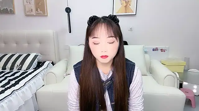 shuangshuang3 online show from June 2026 01:39:02 PM