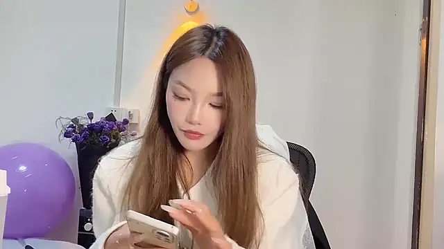 leilei998 online show from April 2026 08:41:02 AM