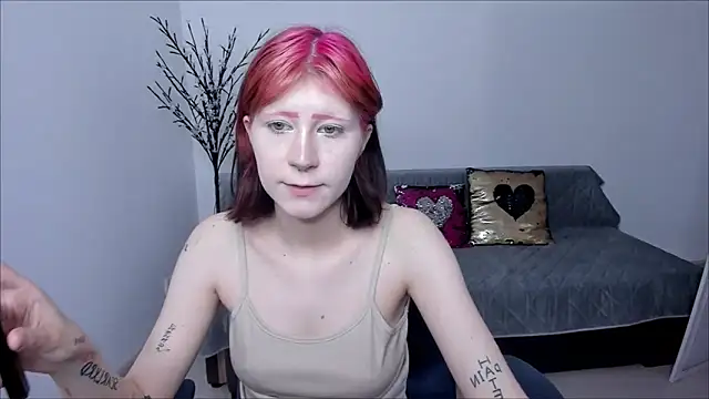 Frau Emma online show from May 2026 06:08:01 AM
