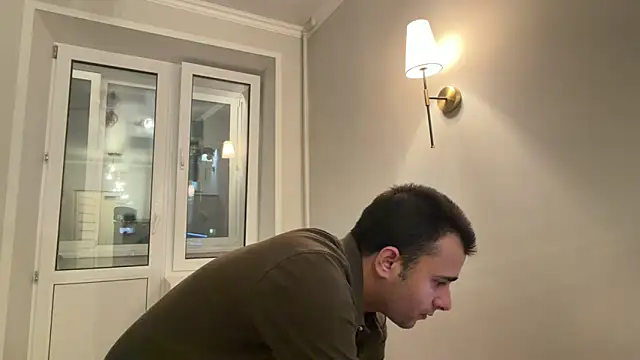 Snapshot of Daniel_ice chatting on April 2026 06:13:02 PM Daniel ice online show from April 2026 06:13:02 PM