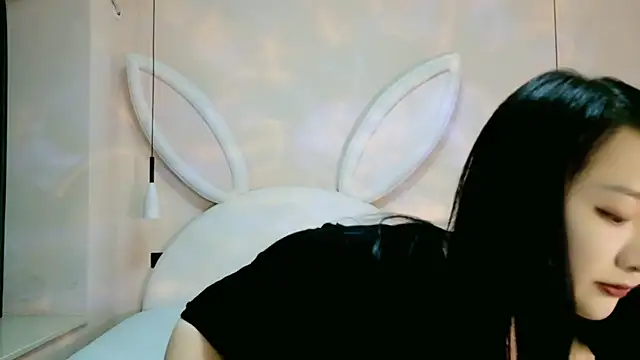 A-Rowan online show from April 2026 09:53:02 PM