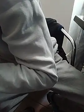 Snapshot of Skinboy06 chatting on March 2026 10:48:01 AM Skinboy06 online show from March 2026 10:48:01 AM