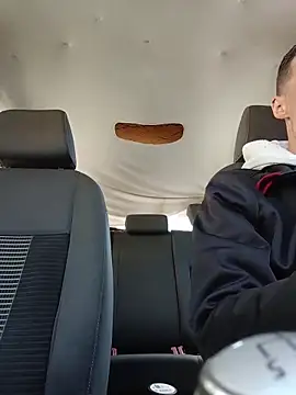 Snapshot of Skinboy06 chatting on April 2026 10:05:01 AM Skinboy06 online show from April 2026 10:05:01 AM