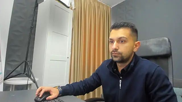 Snapshot of BryceReign chatting on March 2026 05:35:02 AM BryceReign online show from March 2026 05:35:02 AM