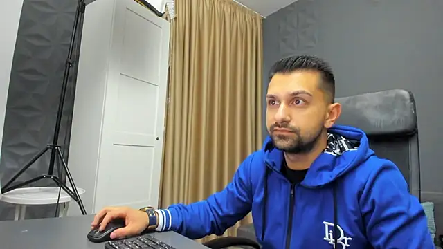 Snapshot of BryceReign chatting on March 2026 05:29:01 AM BryceReign online show from March 2026 05:29:01 AM