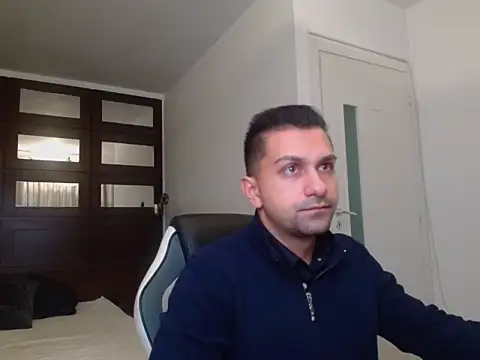 Snapshot of BryceReign chatting on April 2026 04:32:02 AM BryceReign online show from April 2026 04:32:02 AM