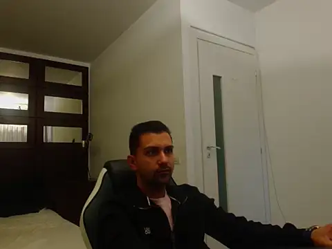 Snapshot of BryceReign chatting on April 2026 04:20:02 AM BryceReign online show from April 2026 04:20:02 AM