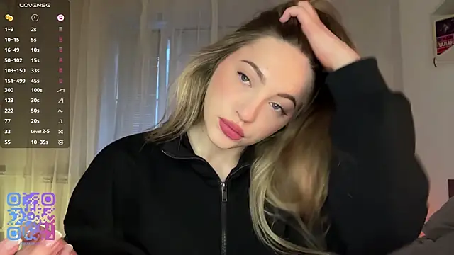 Snapshot of 1Kellynaive chatting on April 2026 04:04:02 PM 1Kellynaive online show from April 2026 04:04:02 PM