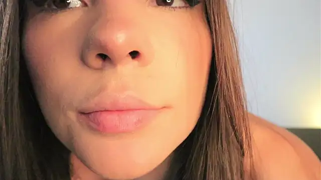 Snapshot of janne_palmer chatting on March 2026 12:43:02 PM janne palmer online show from March 2026 12:43:02 PM