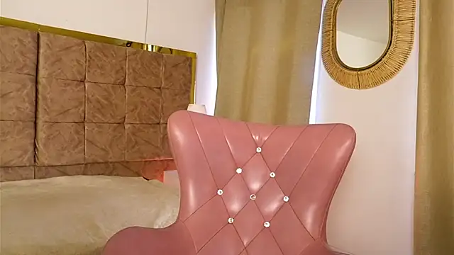 Snapshot of janne_palmer chatting on April 2026 01:37:02 PM janne palmer online show from April 2026 01:37:02 PM