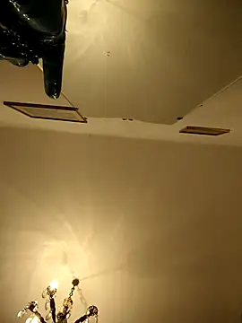 FINCHELABARCAVA online show from April 2026 12:04:01 AM