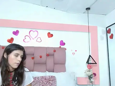 Snapshot of Keilafoxx18 chatting on April 2026 01:41:01 PM Keilafoxx18 online show from April 2026 01:41:01 PM