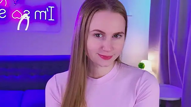 Snapshot of Lover_Daisy_ chatting on April 2026 06:03:02 AM Lover Daisy online show from April 2026 06:03:02 AM