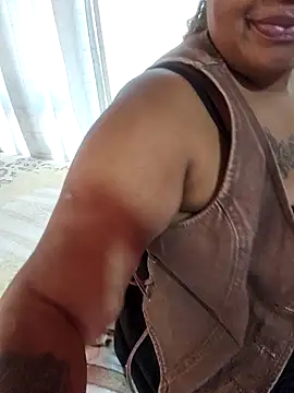 Baeboo83 online show from April 2026 02:45:01 PM