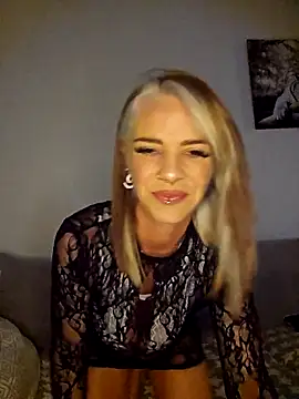 Snapshot of Bella_Amazing chatting on March 2026 08:36:02 PM Bella Amazing online show from March 2026 08:36:02 PM