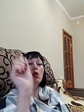 HelgaDennis online show from April 2026 04:35:01 AM