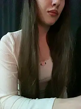 Snapshot of shrie_beverlyy045 chatting on April 2026 10:31:02 PM shrie beverlyy045 online show from April 2026 10:31:02 PM