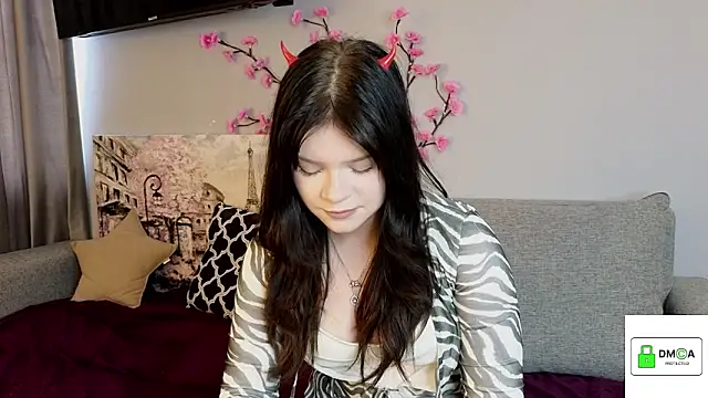 Snapshot of DextralCoffee chatting on March 2026 07:34:02 AM DextralCoffee online show from March 2026 07:34:02 AM