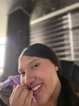 Melody LS online show from April 2026 07:07:01 PM