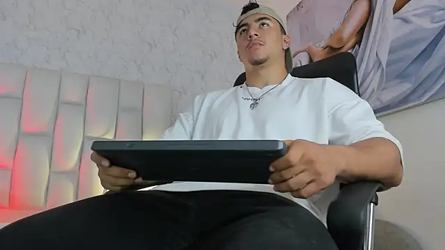 Zane cruz online show from March 2026 11:43:02 AM