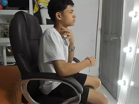 Snapshot of Nico_Viper_ chatting on March 2026 08:31:01 PM Nico Viper online show from March 2026 08:31:01 PM