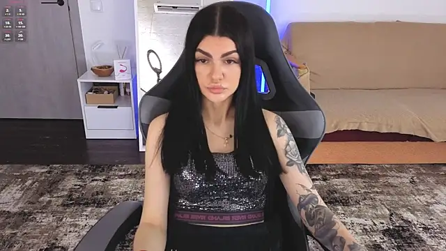 AnacondaOnn online show from April 2026 07:53:01 AM