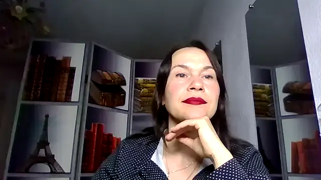 Snapshot of Selena_Moo chatting on March 2026 11:13:01 AM Selena Moo online show from March 2026 11:13:01 AM