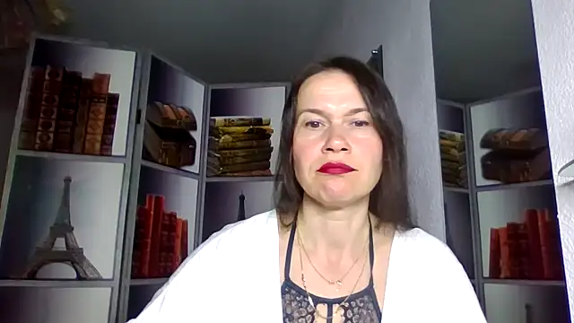 Snapshot of Selena_Moo chatting on March 2026 08:04:01 AM Selena Moo online show from March 2026 08:04:01 AM