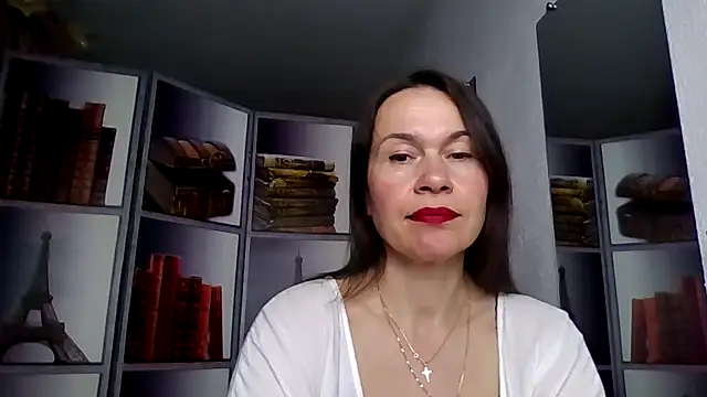 Snapshot of Selena_Moo chatting on April 2026 06:51:02 AM Selena Moo online show from April 2026 06:51:02 AM