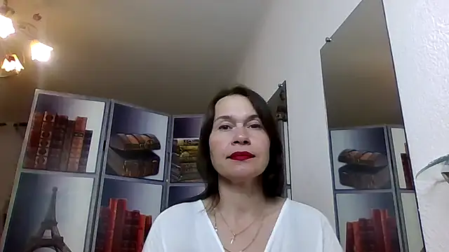 Selena Moo online show from May 2026 08:32:02 AM