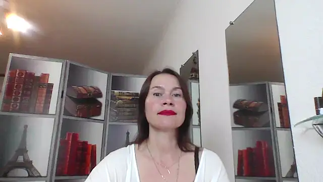Selena Moo online show from May 2026 08:54:01 AM