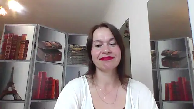 Selena Moo online show from May 2026 08:21:02 AM