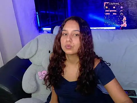 Snapshot of Shadai_Ross chatting on May 2026 06:09:02 AM Shadai Ross online show from May 2026 06:09:02 AM