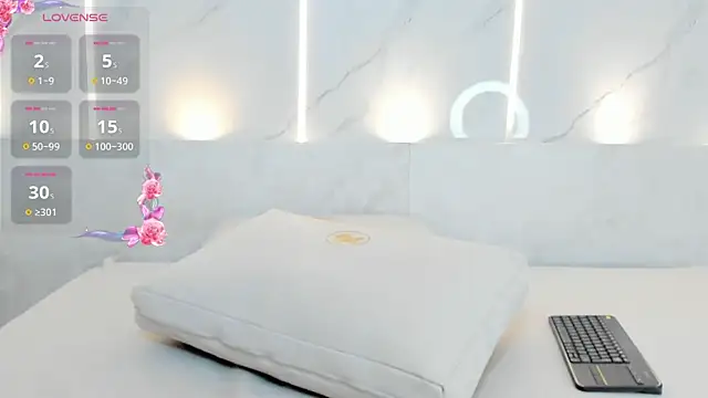 Snapshot of kate_bould_ chatting on March 2026 03:12:01 AM kate bould online show from March 2026 03:12:01 AM