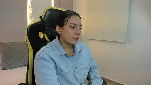 Snapshot of kira_relish chatting on April 2026 11:29:02 AM kira relish online show from April 2026 11:29:02 AM