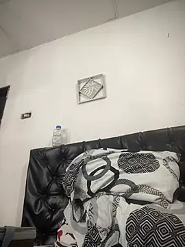 Snapshot of Blowjob-Queen_ chatting on April 2026 03:01:04 AM Blowjob-Queen online show from April 2026 03:01:04 AM