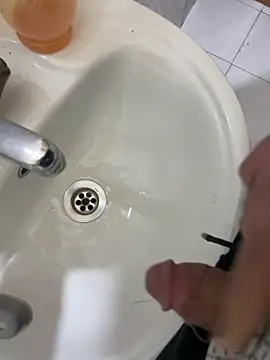 Snapshot of yassineamri chatting on March 2026 12:52:02 PM yassineamri online show from March 2026 12:52:02 PM