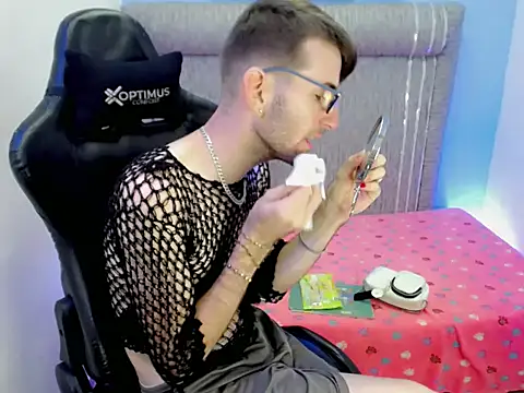 Dani high online show from April 2026 12:27:01 PM