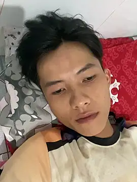 Snapshot of Nguyencuong1999 chatting on April 2026 05:06:01 AM Nguyencuong1999 online show from April 2026 05:06:01 AM