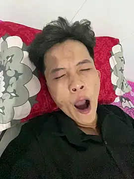 Snapshot of Nguyencuong1999 chatting on April 2026 05:56:01 AM Nguyencuong1999 online show from April 2026 05:56:01 AM