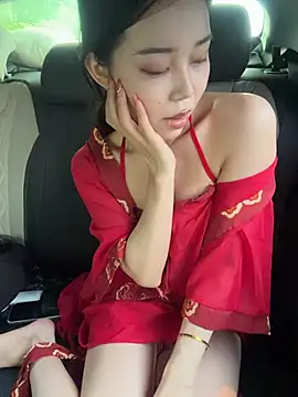 kiki-chloe online show from April 2026 07:25:02 AM