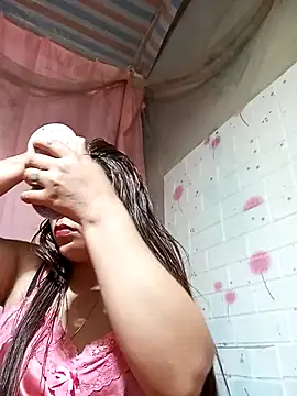 Hena   online show from April 2026 10:18:01 PM